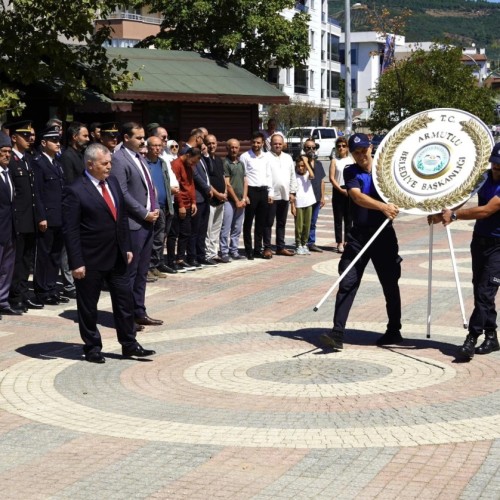 9 Ağustos Gazi Mustafa Kemal Atatürk'ün İlçemize gelişinin 90. yılı kutlandı.